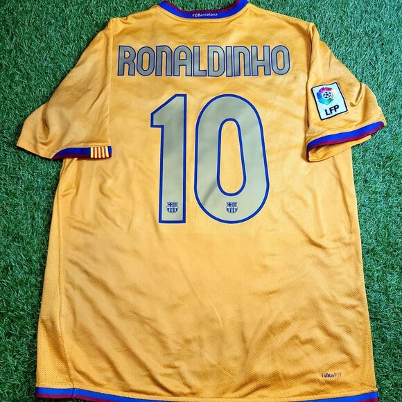 Ronaldinho Barcelona 2006 2007 Away Soccer Jersey Shirt M SKU# 146982-819 - Picture 1 of 9